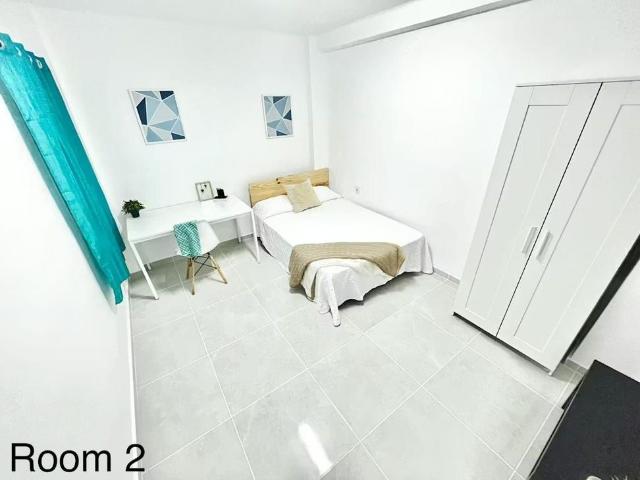 Calle Granate, Sevilla, Andalusia 41009