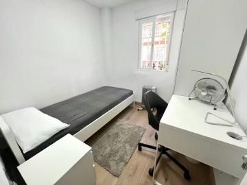 Calle Hortensia, Getafe, Community of Madrid 28903