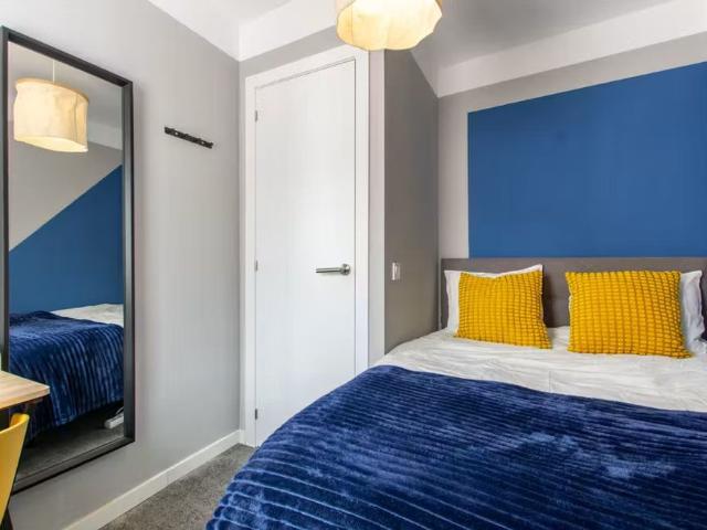 Calle Inmaculada, Getafe, Community of Madrid 28909