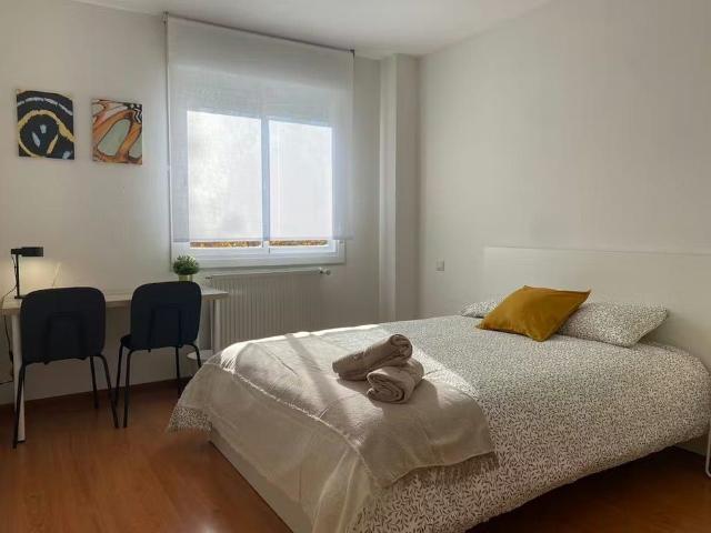 Calle Isaac Albéniz, Majadahonda, Community of Madrid 28222