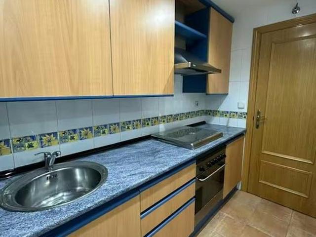 Calle Ladera de los Almendros, Madrid, Community of Madrid 28032