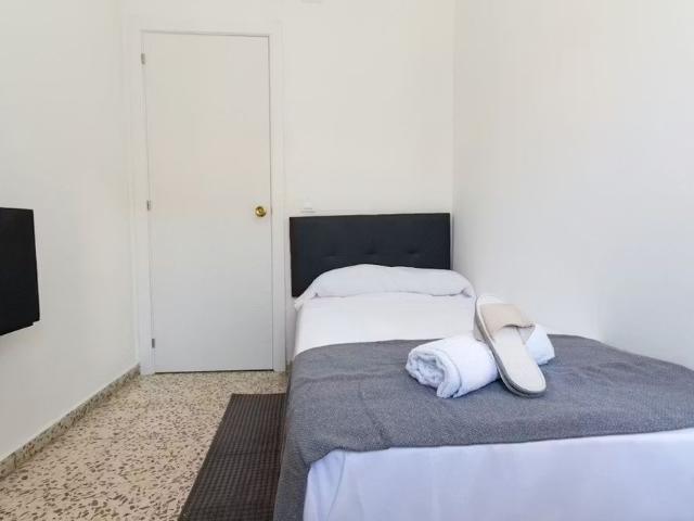 Calle Martínez Maldonado, Málaga, Andalusia 29007