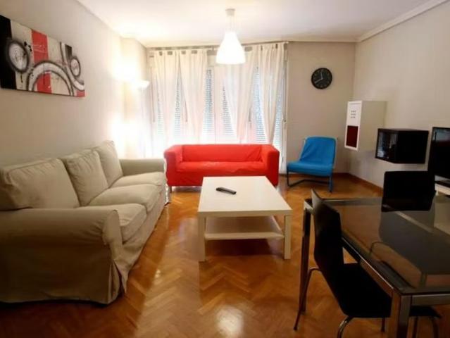 Calle Margarita Xirgu, Getafe, Community of Madrid 28903
