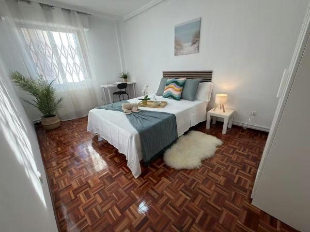 Calle Molino, Getafe, Community of Madrid 28901