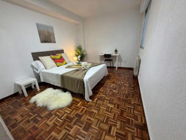 Calle Molino, Getafe, Community of Madrid 28901