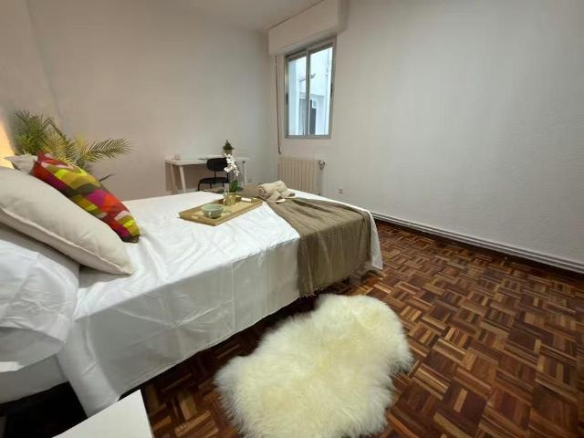 Calle Molino, Getafe, Community of Madrid 28901