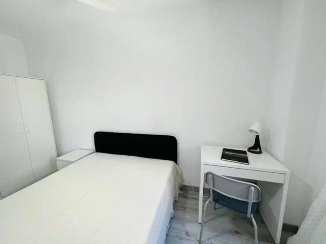 Calle Padre Faustino, Getafe, Community of Madrid 28901