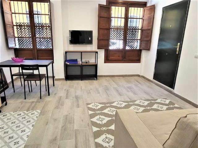 Calle Parras, Sevilla, Andalusia 41002