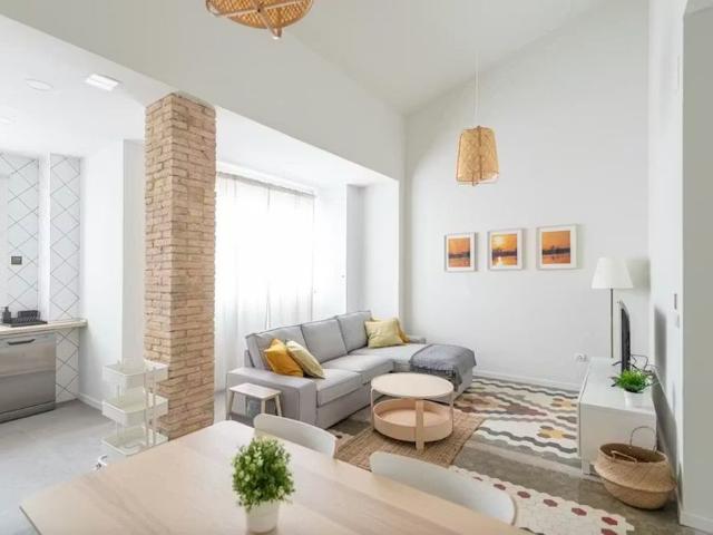 Calle Pedro Aleixandre, Valencia, Valencian Community 46006