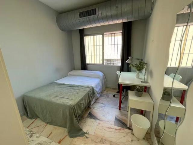 Calle Porvenir, Sevilla, Andalusia 41013