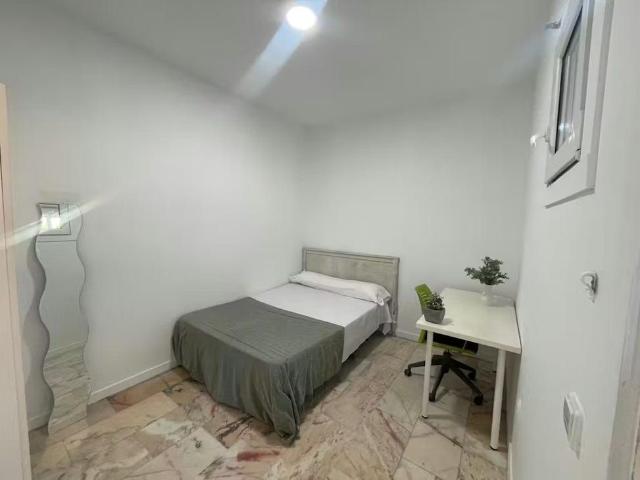 Calle Porvenir, Sevilla, Andalusia 41013