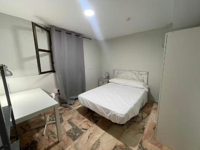Calle Porvenir, Sevilla, Andalusia 41013