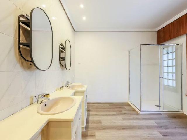 Calle Praderas, Majadahonda, Community of Madrid 28221