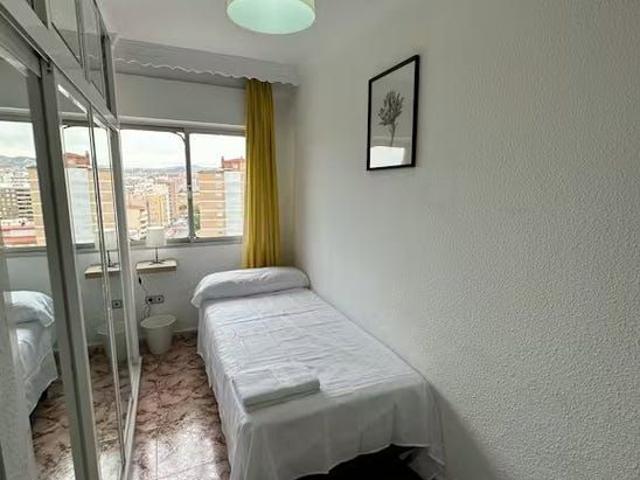 Calle Princesa, Málaga, Andalusia 29002
