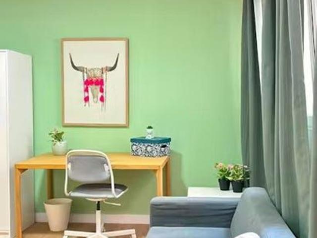 Calle Roma, Madrid, Community of Madrid 28028