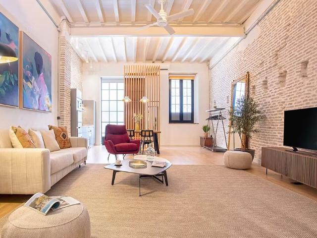 Calle Santas Patronas, Sevilla, Andalusia 41001