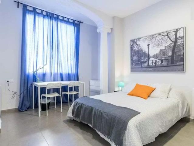 Calle Sueca, Valencia, Valencian Community 46006