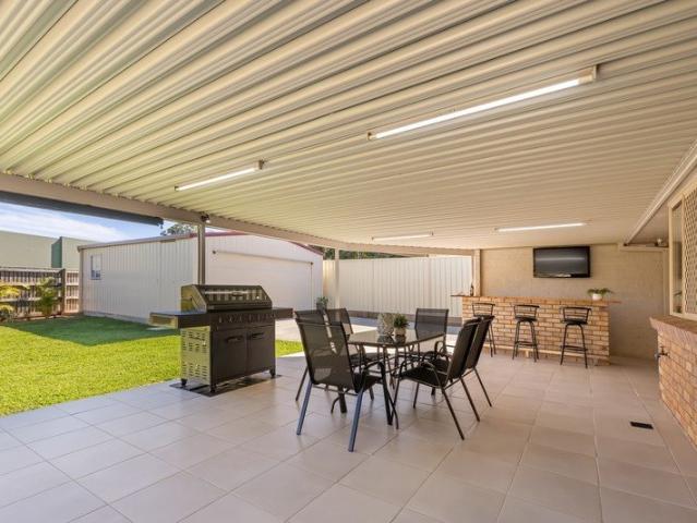 7.5m x 6m Powered Shed Double Gate Side Access Immacuate & Beautifully Renovated