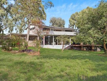 A rare offering of scale and possibility, 3,005sqm approx. less than 10* minutes from the CBD