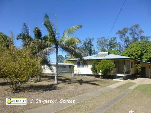 CALLING ALL INVESTORS THIS ONE IS RED HOT! NICLEY UPDATED WITH GREAT RENTAL RETURNS!