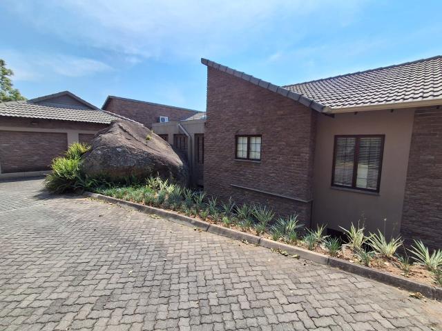 Calling professional people to rent in Hillside manor
