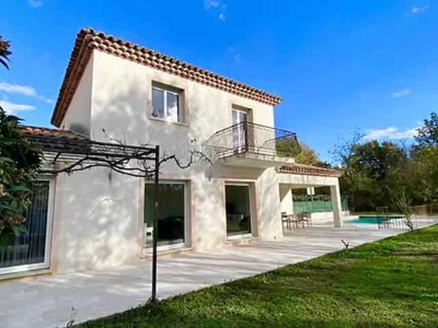 Callian 83440 Achat / Vente maison 5 pièces t5