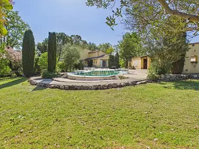 Callian 83440 Achat / Vente maison 5 pièces t5 piscine