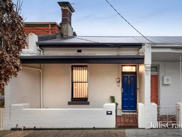 Calm & captivating inner north sanctuary with parking
