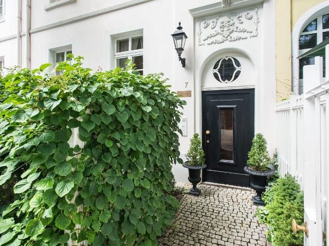 Calm & stylish apartment in the West End of Frankfurt, Frankfurt Amsterdam Apartments for Rent