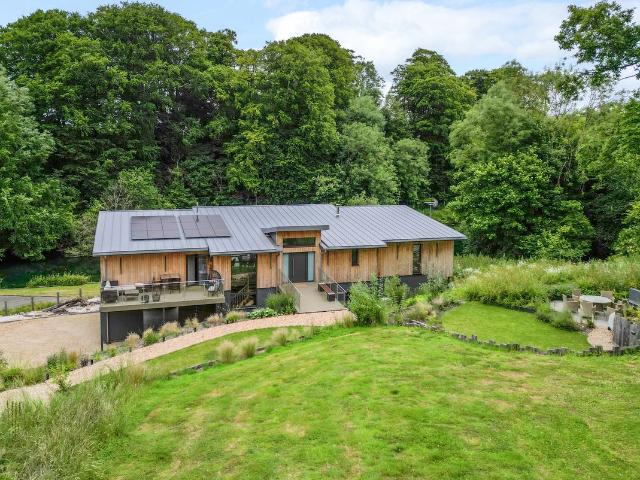 Calstone, Calne SN11, 4 bed detached house to rent, £8,000 pcm | PrimeLocation