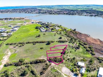 CAPTAINS COVE WATERFRONT LIFESTYLE OPPORTUNITY