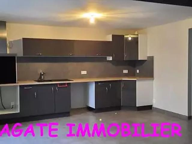Captieux 33840 Location maison 5 pièces t5