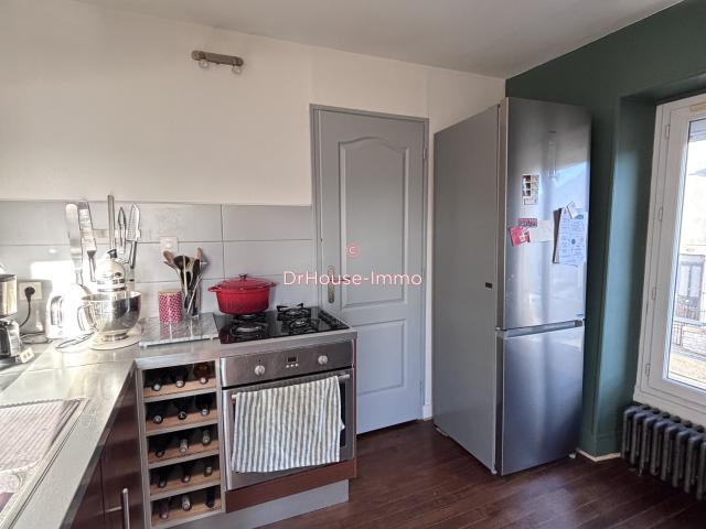 Captivant Appartement T5 à Cissé