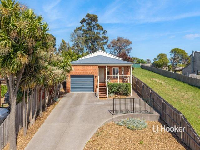 Captivating Views, Comfort & Convenience in the Heart of Kilmore