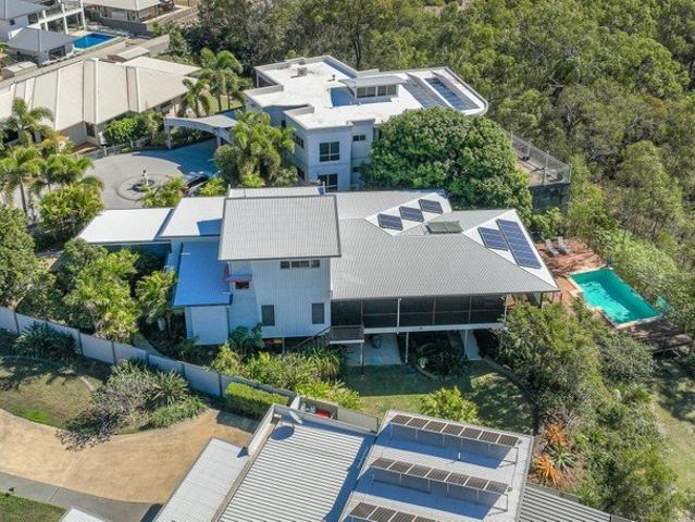 Elevated Living in Prestigious Catalina Heights
