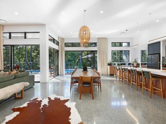 Captivating, Contemporary Oasis Immersed in Bushland Tranquillity