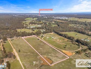 A Rare Rural Lifestyle Opportunity 5.5 Acres Just Minutes from Maryborough