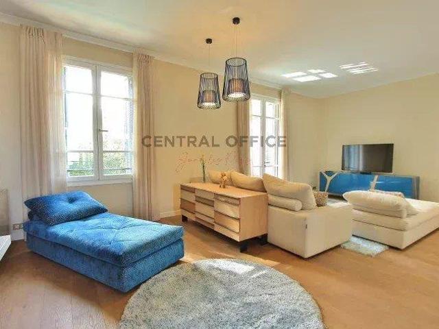 CAP D’ANTIBES, Appartement 4 pièces dans une résidence belle. 125m² Antibes