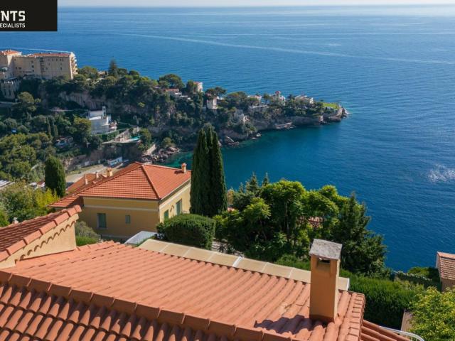 Cap d'Ail: In one of the most prestigious areas of Cap d'Ail. 150m² Cap d'Ail