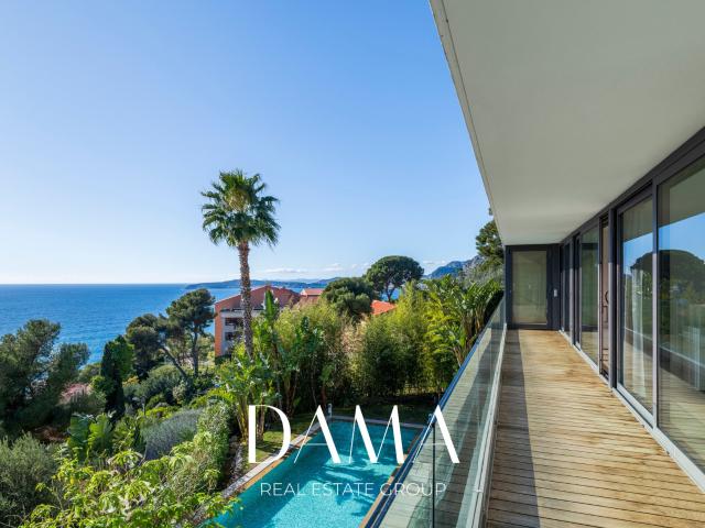 Cap d'Ail Location Villa moderne avec Vue mer, Piscine et Hammam