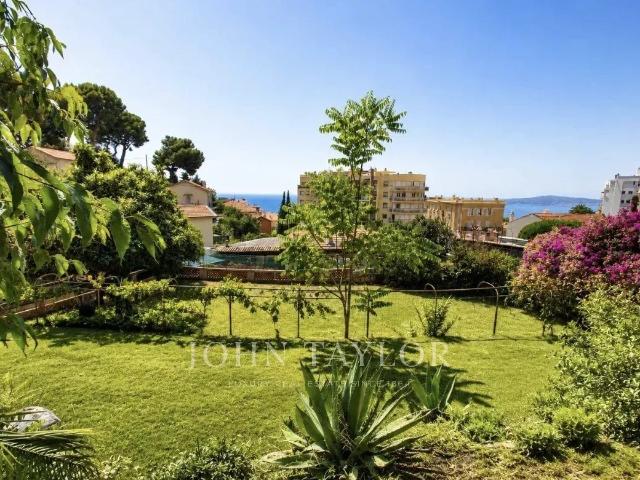 Cap D'ail Maison De Ville Vue Mer Centre Ville 170m² Cap d'Ail