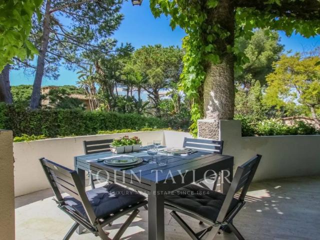 Cap d'Antibes | A pied des plages