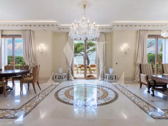 Cap D'antibes Ouest Villa Belle Époque En Front De Mer 441m² Antibes
