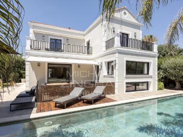 Cap d'Antibes Superbe villa contemporaine