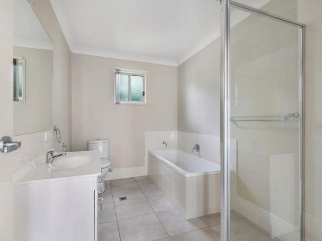Capalaba One Bedroom Private Lowset Living