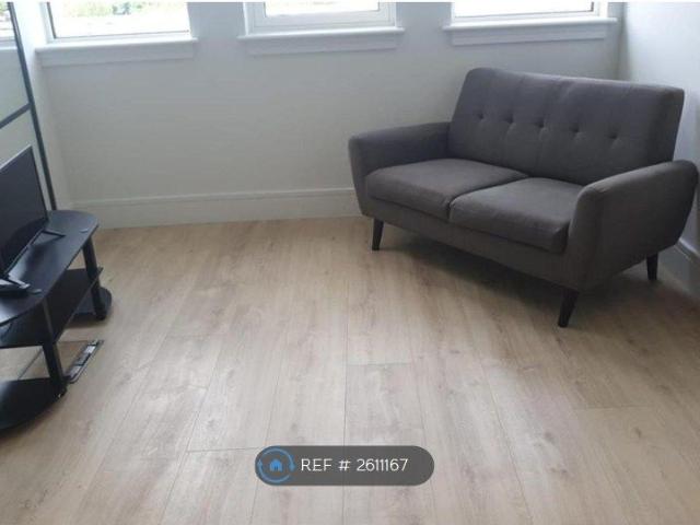 Capella Court, Purley CR8, 1 bed flat to rent, £1,400 pcm | PrimeLocation