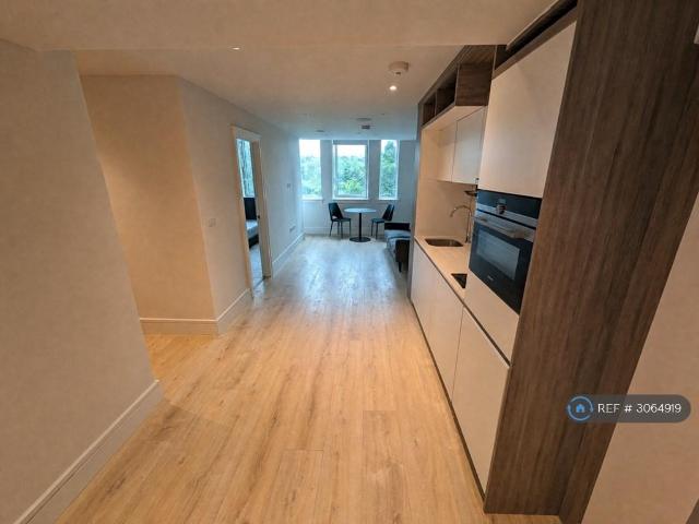 Capella Court, Purley, CR8 1 bed flat to rent £1,400 pcm £323 pw