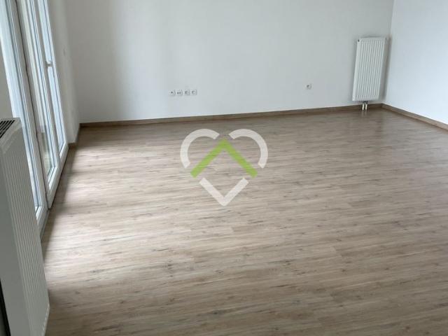 Capinghem / Lomme Saint philibert Appartement de 2012 avec balcon et parking sous sol
