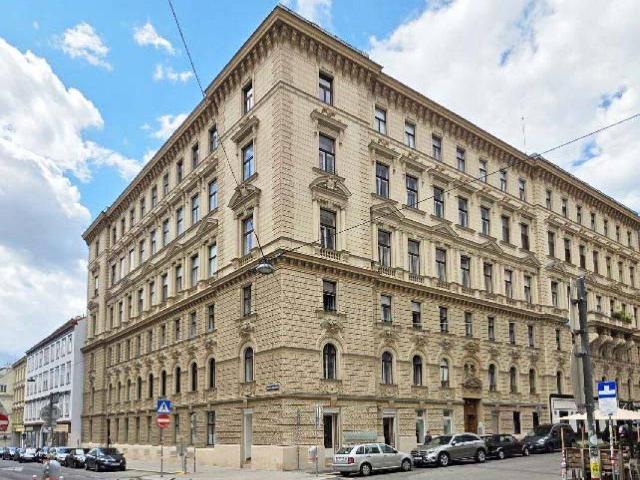 CAPISTRANGASSE | AB DEZEMBER 2026 | klassische 5 Zimmer Altbauwohnung