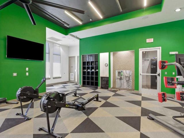 Capitol at Stonebriar 2 Bedroom Apartment for Rent at 9600 Gaylord Pkwy, Frisco, TX 75035